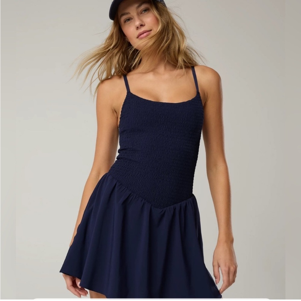 OFFLINE By Aerie Real Me Smocked Flowy Dress size small